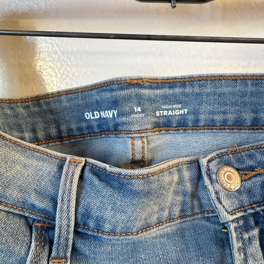 Old Navy Women's Light Blue Straight Leg Jeans